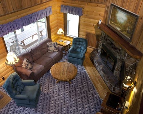 Glacier Wilderness Resort – photo 3