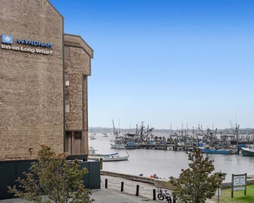 Club Wyndham Inn on Long Wharf – photo 20