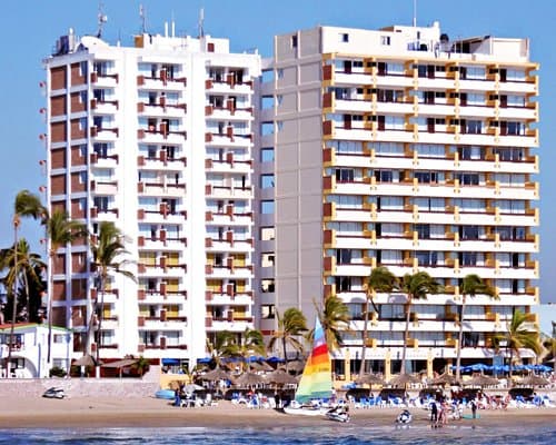 Las Flores Beach Resort