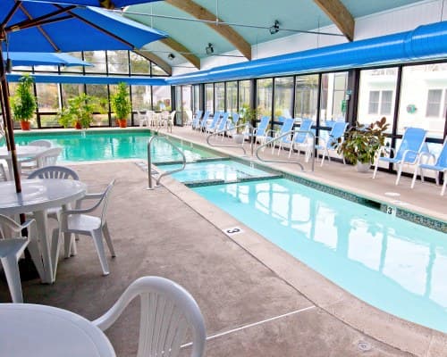 Holly Tree Resort - 2 Nights – photo 19