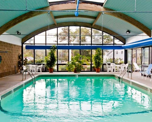 Holly Tree Resort - 2 Nights – photo 20