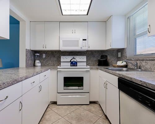 Surf Rider Resort Condominium – photo 9